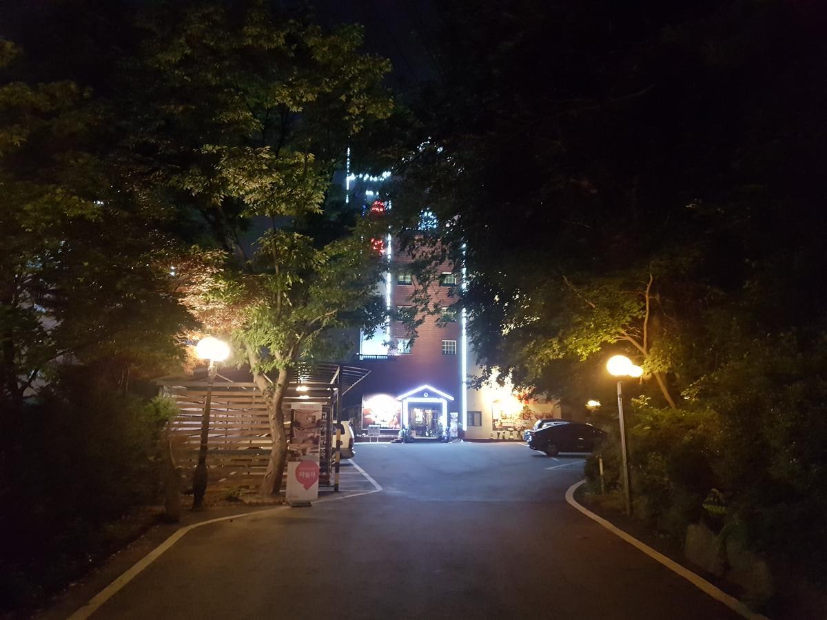 Garden Hotel Uijeongbu Εξωτερικό φωτογραφία
